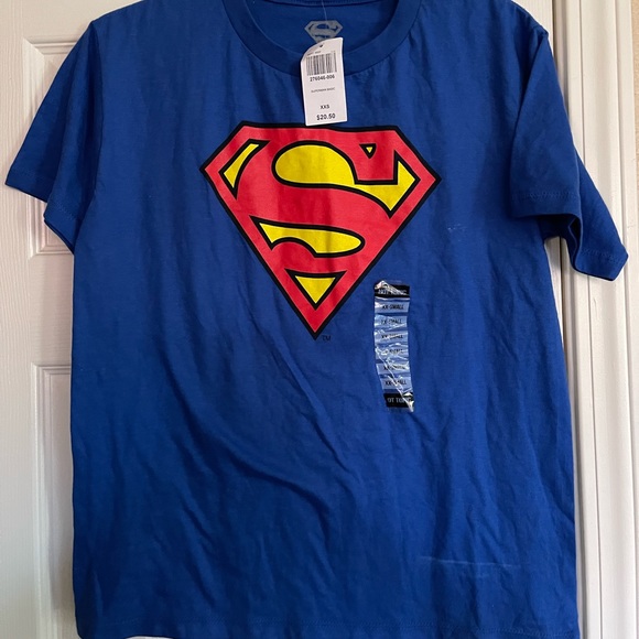 Superman T-shirt - Picture 1 of 3